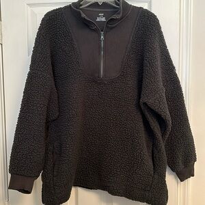 Aerie | Dream Sherpa Quarter Zip Sweatshirt | Black |